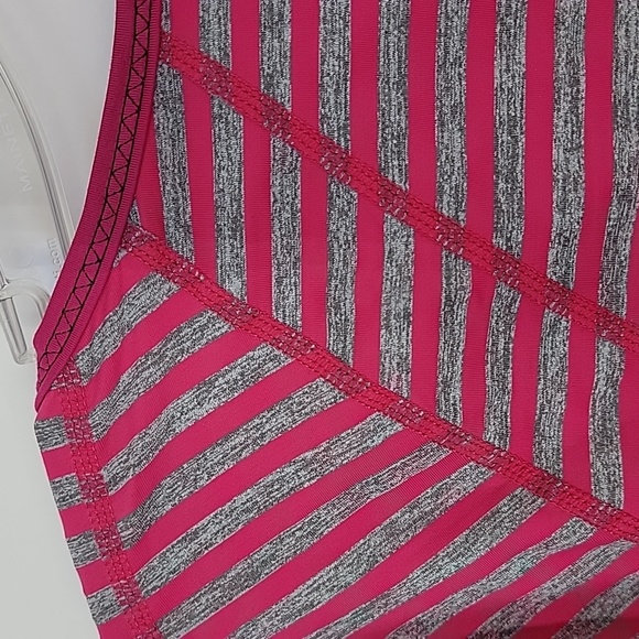 Lululemon run sport henley size 8 - Picture 9 of 11